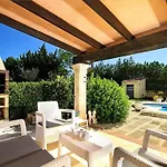 Holiday home Tolle Ferienvilla Barraca Mit Privatem Pool By Interhome *